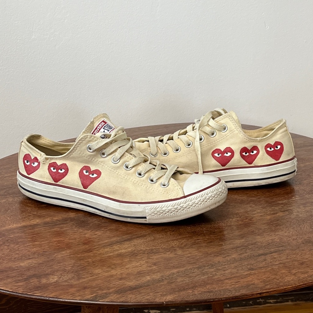 Comme des Garçons PLAY Converse Chuck Taylor Low Tops size 9M 11W